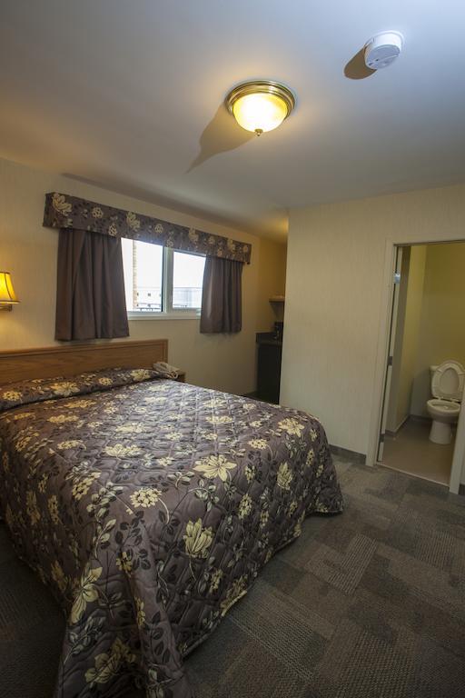 Lake-Vu Motel Kenora Luaran gambar