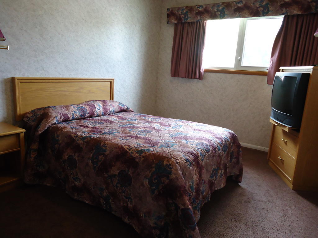 Lake-Vu Motel Kenora Bilik gambar