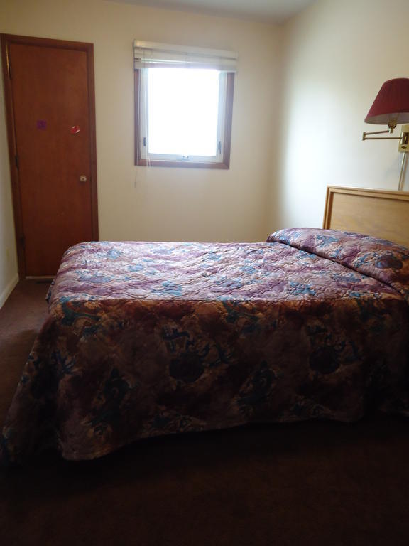 Lake-Vu Motel Kenora Bilik gambar